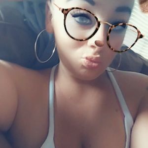 Meet your Posher, Whitney